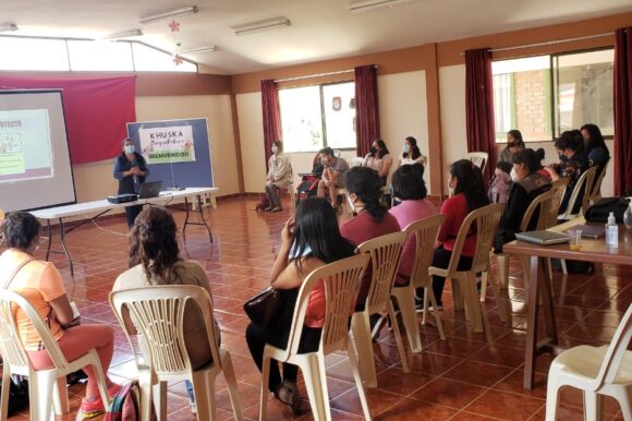 Nace la Asociación de Mujeres Emprendedoras «Khuska Songochakuna”