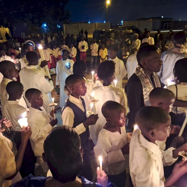 Angola - Noche de Pascua