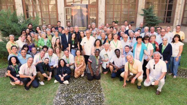 Grupo de asistentes a la 77 semana de Misionología.